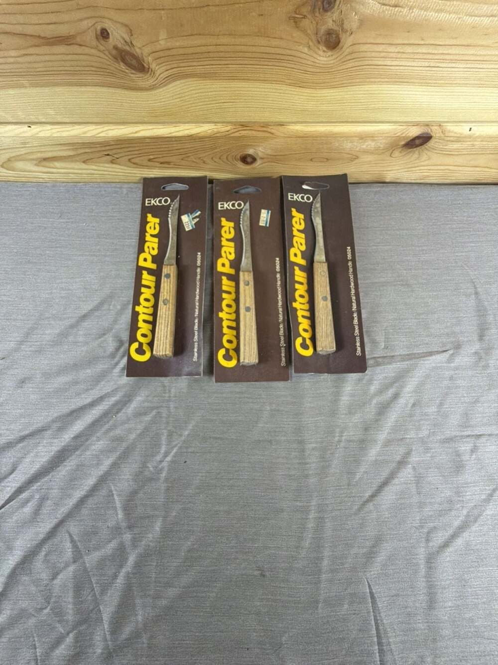 Lot of Vintage EKCO Contour Parer Knives Stainless Hardwood 05024 New Old Stock